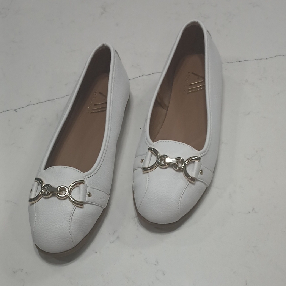 AEROSOLES White Leather Flats with Gold Accent